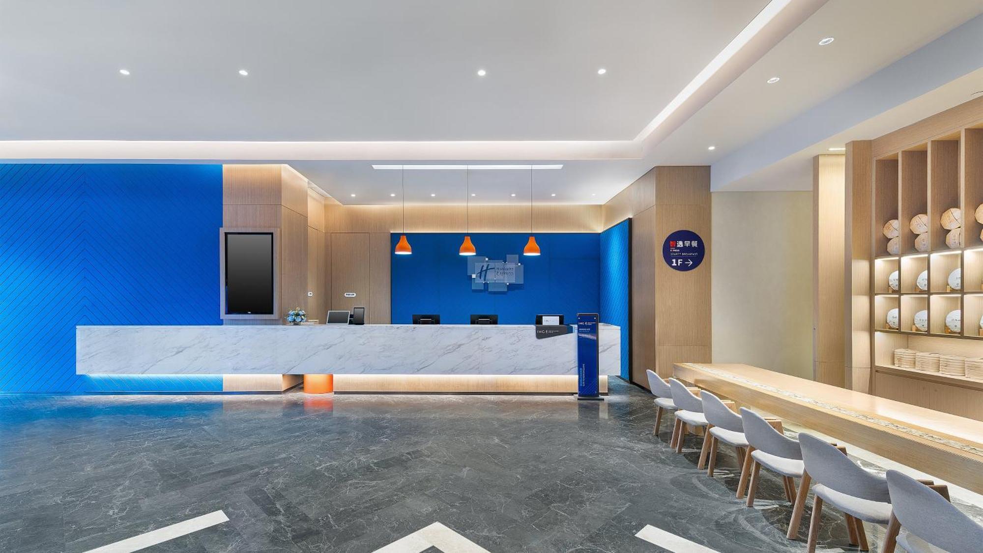 Holiday Inn Express Kunming West By Ihg Exterior foto